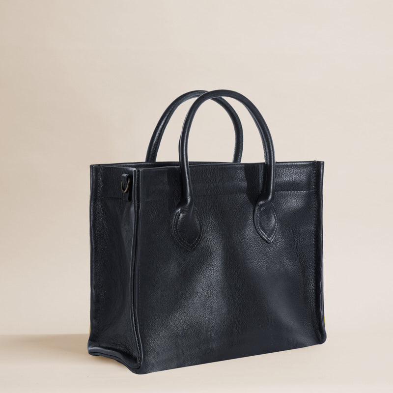 Parker - Leather Pebbled Black