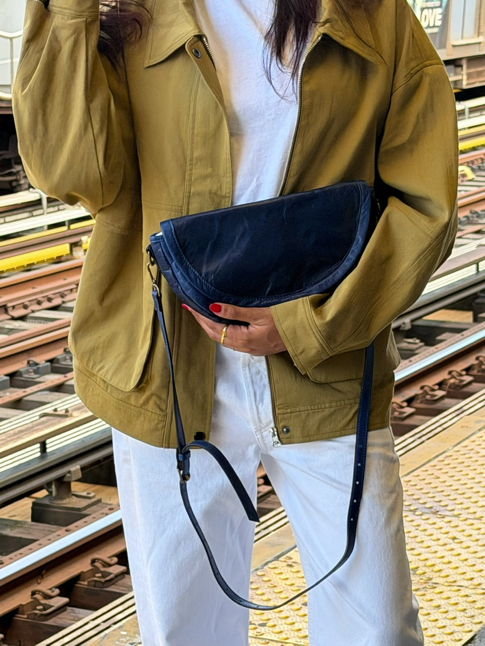 img_alt
