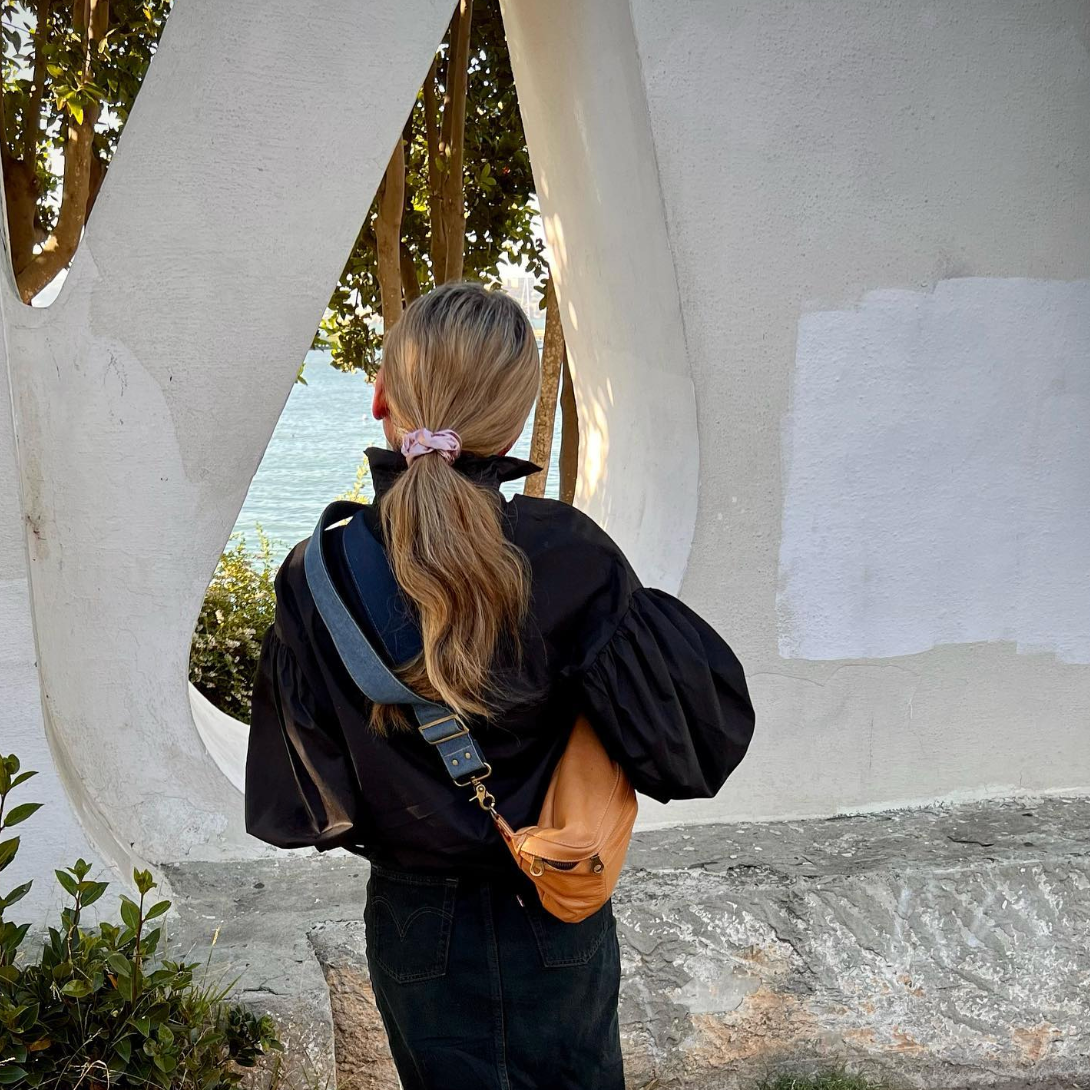 Cross your heart sling bag Clearance