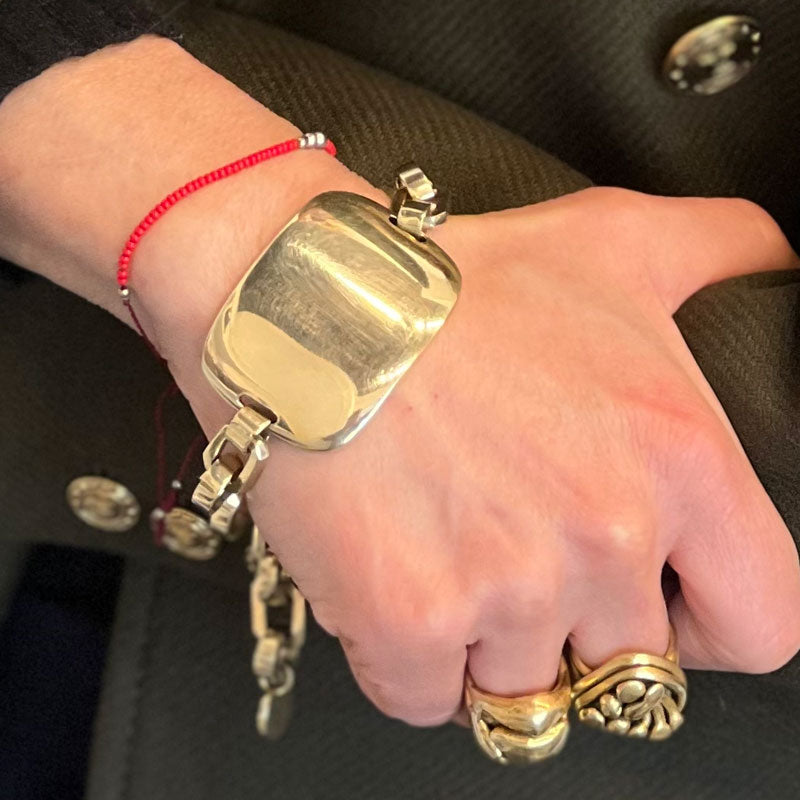Tag discount link bracelet